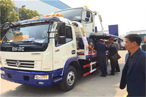 寻甸汽车道路救援拖车价格